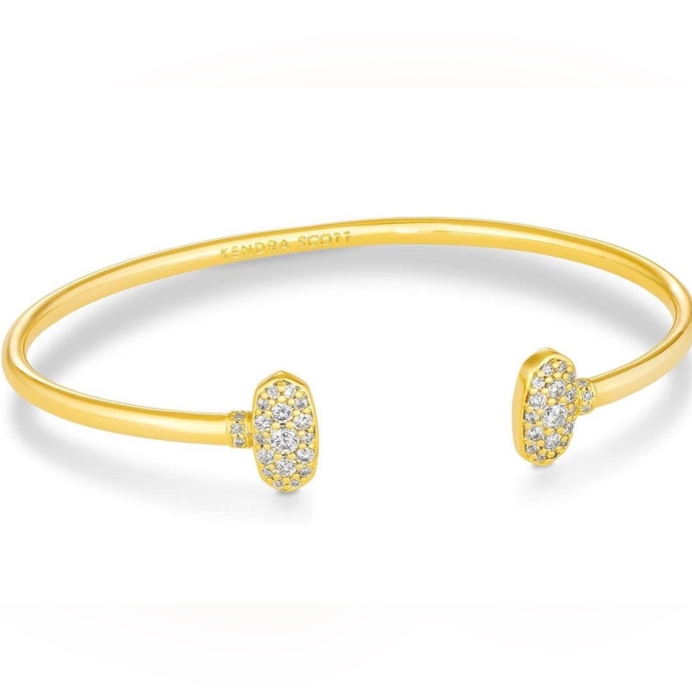 Kendra Scott necklace and bracelet set